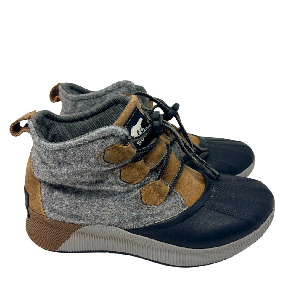 Sorel Out N About III Size 6 Classic Women's Waterproof Boot‎ Gray Black Tan